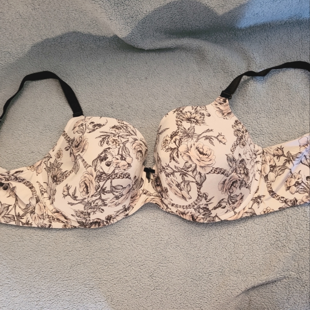 Torrid Curves Intimates 42DDD Underwire Bra